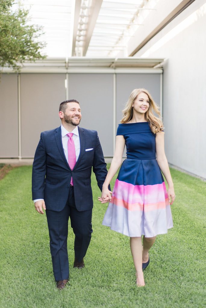 A Navy Blue Themed Kimbell Art Museum Engagement Session