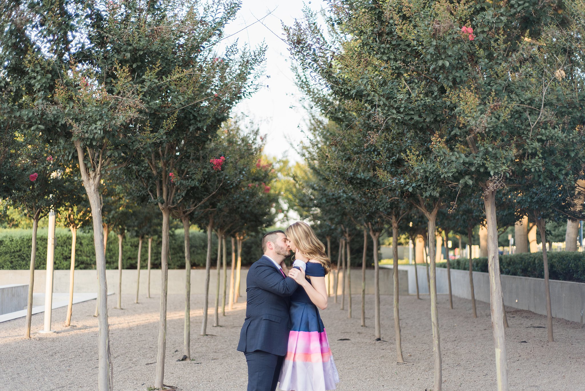 A Navy Blue Themed Kimbell Art Museum Engagement Session