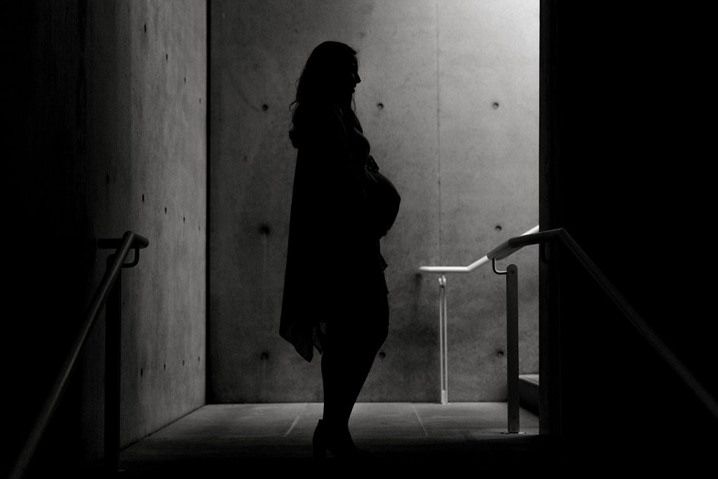 A silhouette of momma during her maternity session 